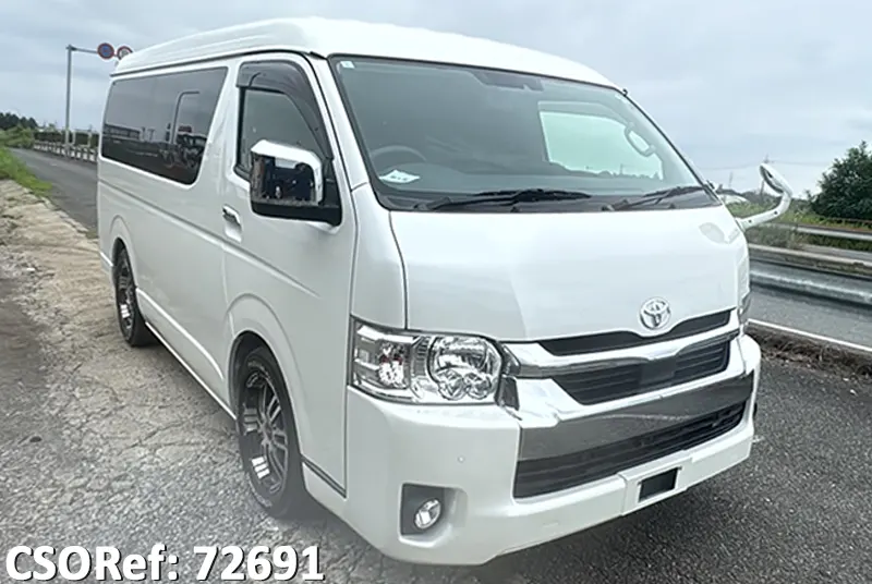 Toyota / Hiace 2021